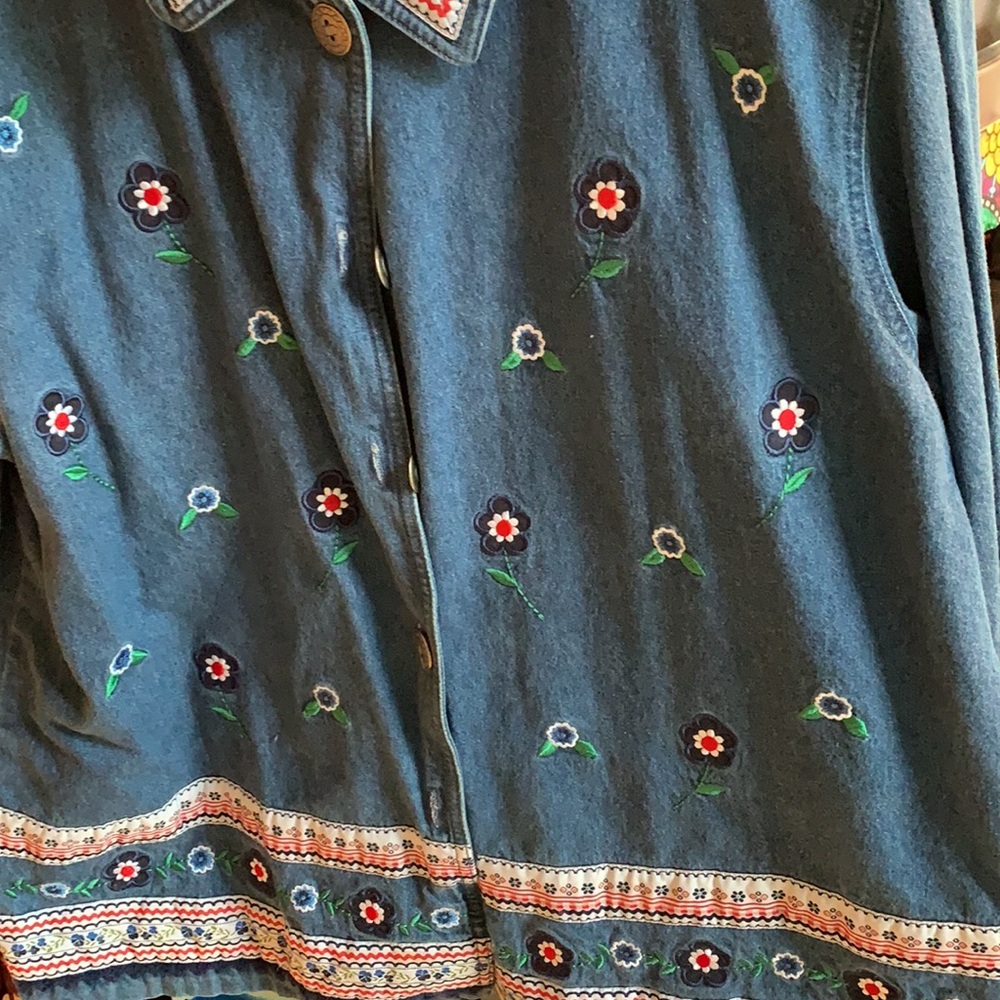Denim jacket - Picture 2 of 4